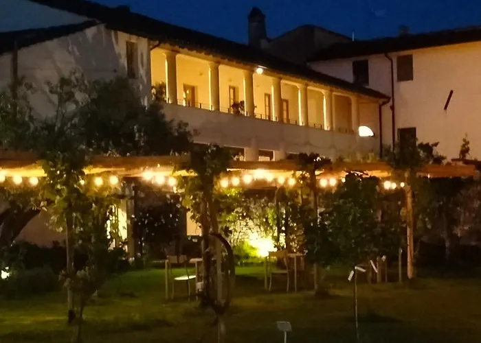 Badia Giulia Prestigious Historical B&B, Camaiore - Adults Only - No Pets