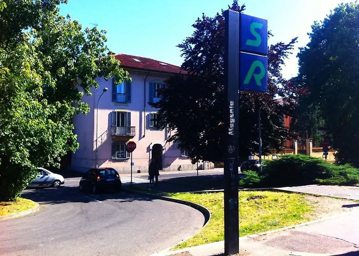 B&B La Gare Fiera 11 Mins By Train Magenta