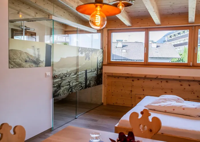 Bed and Breakfast Garni Stuebele Tirolo
