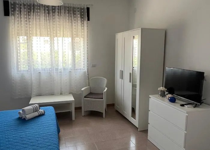 Bed and Breakfast La Perla Blu Torre Ovo